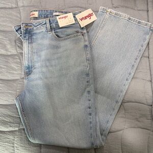 Wrangler woman’s Light Blue Straight Jeans